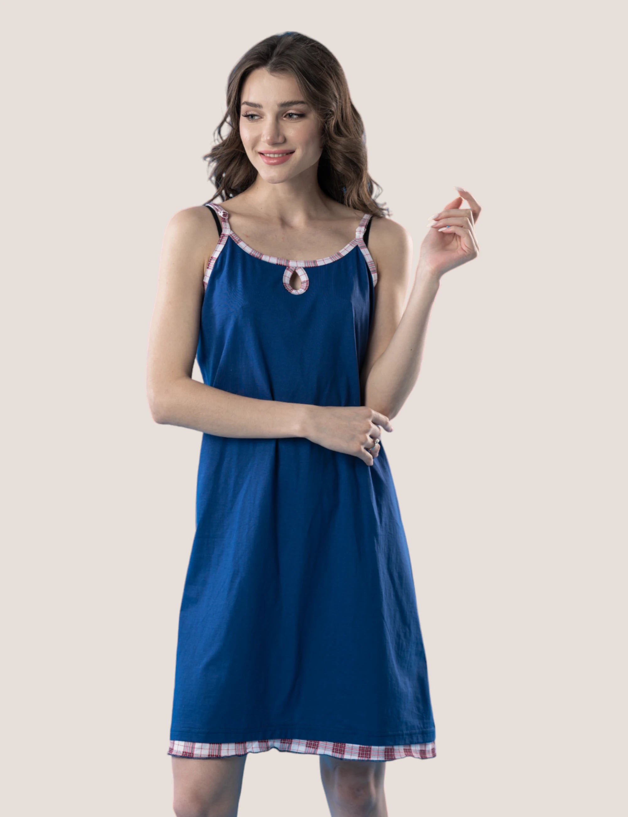 Синее платье-футляр
